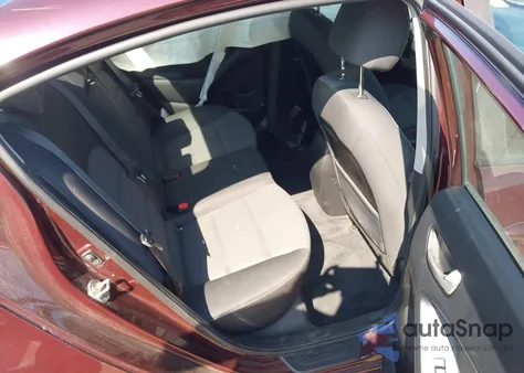 2018 Kia Forte Lx z USA, uszkodzony, nr VIN 3KPFL4A7XJE196462